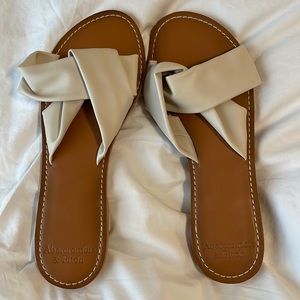 Abercrombie Twist Strap Slides